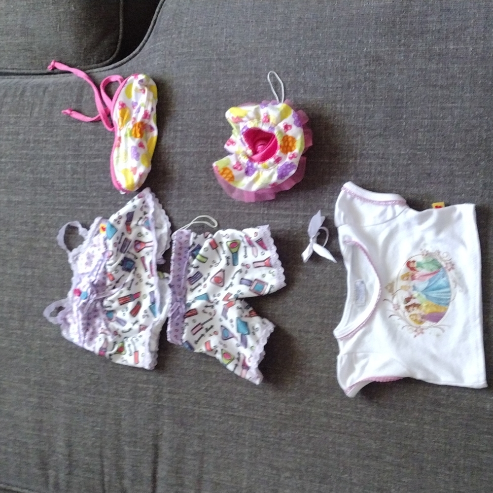 Build a bear clothes